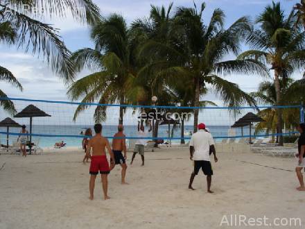 Grand Pineapple Beach Resort 38